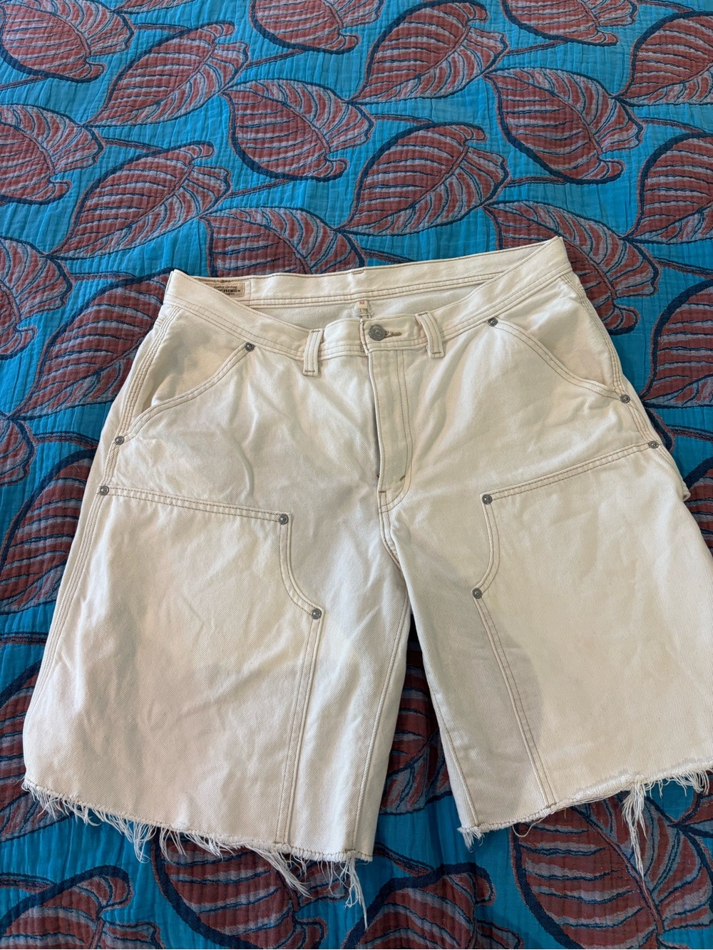 Levi’s Baggy Dad Utility Jort in Yeah No Yeah